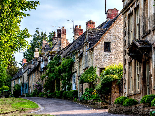 Burford village in the cotswolds